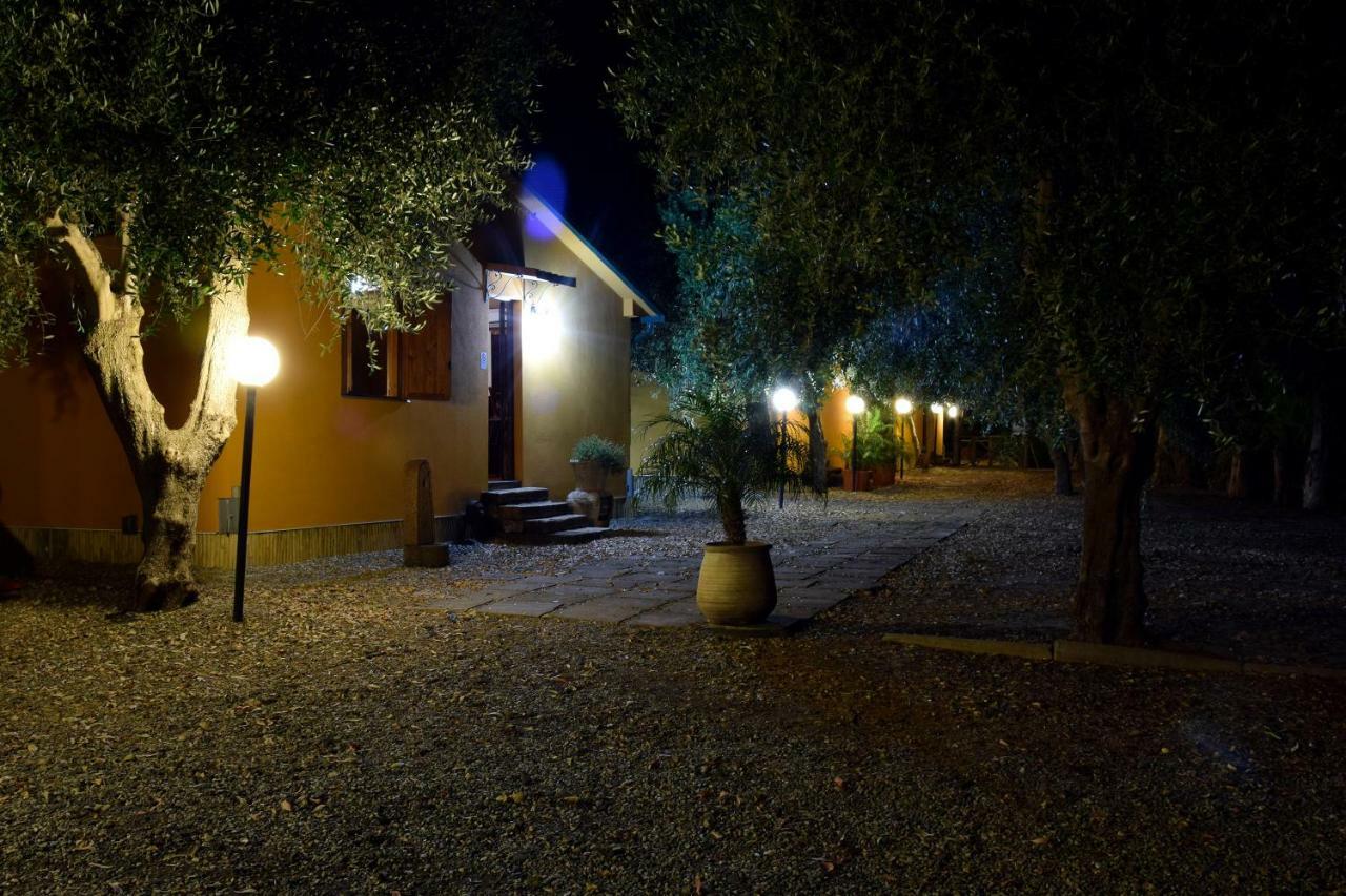 Riviera Degli Eucalipti - Cottage In Riva Al Mare Acireale Buitenkant foto