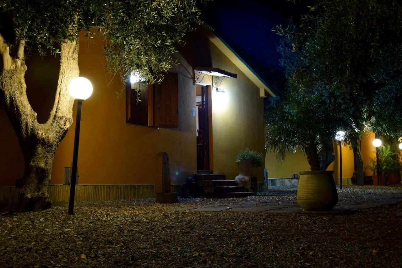 Riviera Degli Eucalipti - Cottage In Riva Al Mare Acireale Buitenkant foto